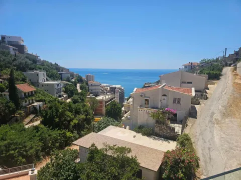 Pogled na okolna naselja i more sa nekretnine. - image 11