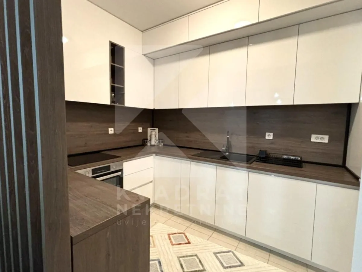 Rent, two bedroom apartment, 78m², City Kvart, Podgorica