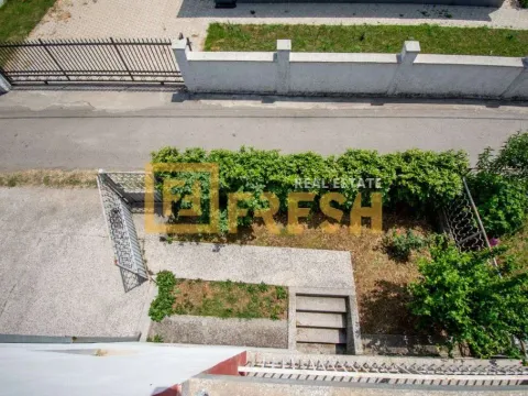 Prodaja, kuća, 214m², Tološi, Podgorica - image 8