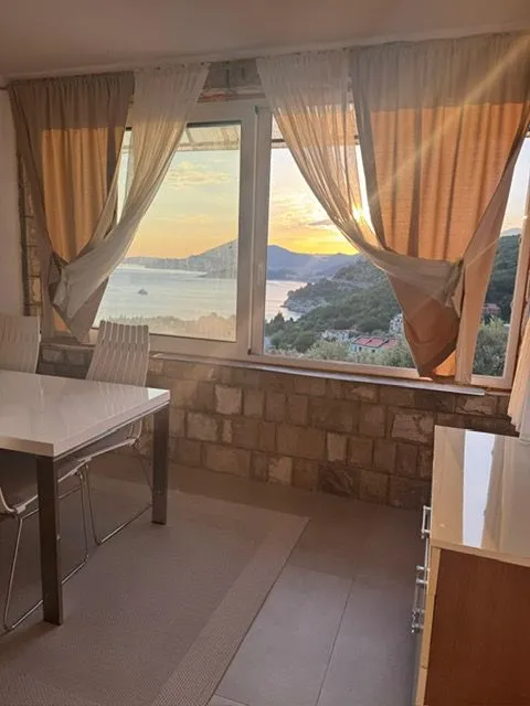 Sale, two bedroom apartment, 51m², Sveti Stefan, Budva