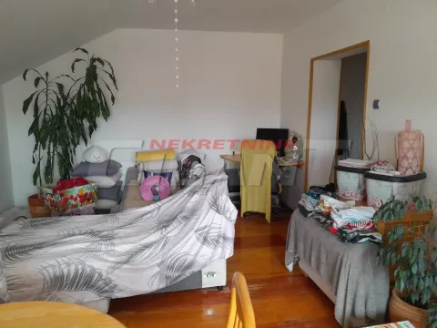 Prodaja, trosoban stan, 70m², Lekino Brdo, Voždovac Sve Podlokacije - image 2