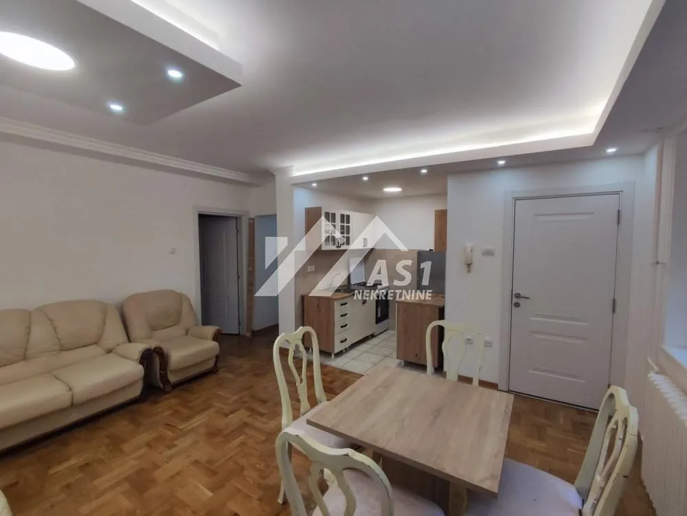 Izdavanje, dvosoban stan, 45m², Podbara, Novi Sad Sve Podlokacije