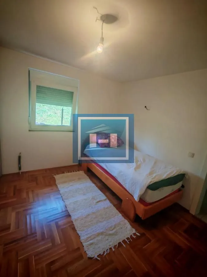 Izdavanje, kuća, 60m², 4. juli, Paraćin