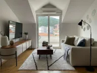 Izdavanje, jednosoban stan, 57m², Budva, Crna Gora - image 1