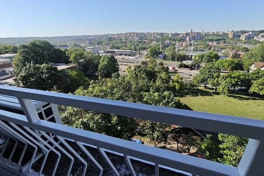 Izdavanje, dvosoban stan, 67m², Zvezdara Sve Podlokacije, Beograd