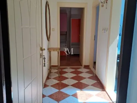 Izdavanje, trosoban stan, 100m², Seljanovo, Tivat - image 9