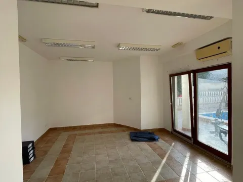 Sale, office space, 190m², Risan, Kotor - image 3