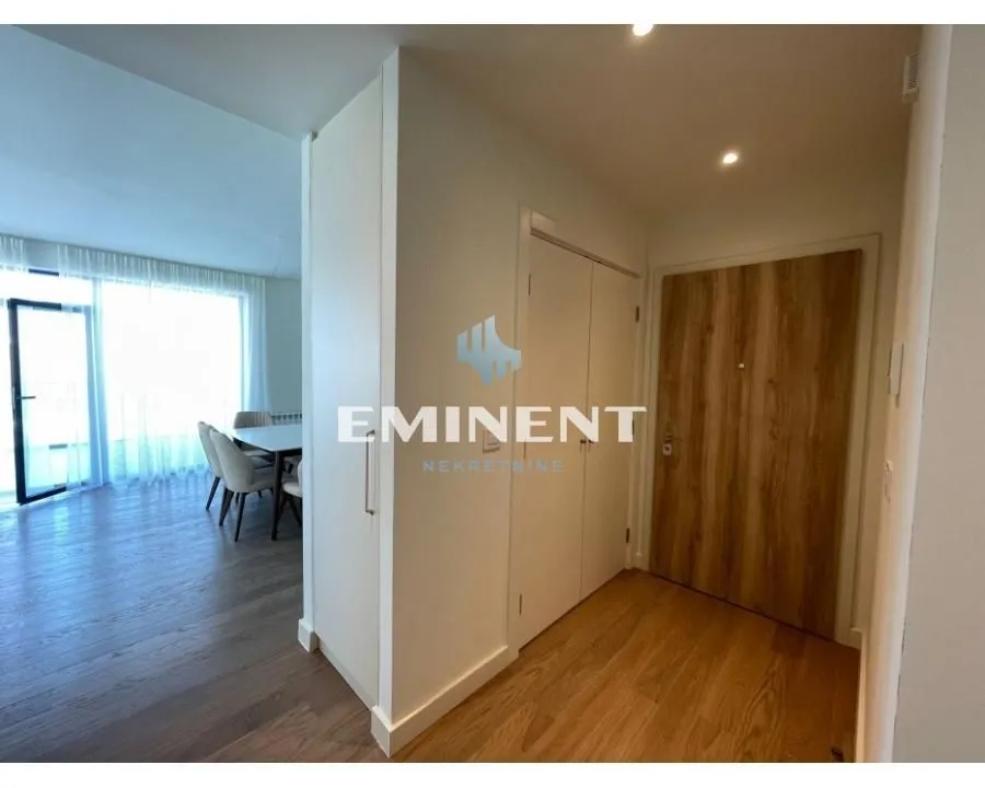 Rent, three bedroom apartment, 80m², Savski Venac, Beograd