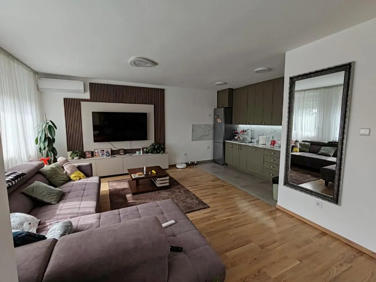 Prodaja, stan, 107m², Petrovaradin, Novi Sad