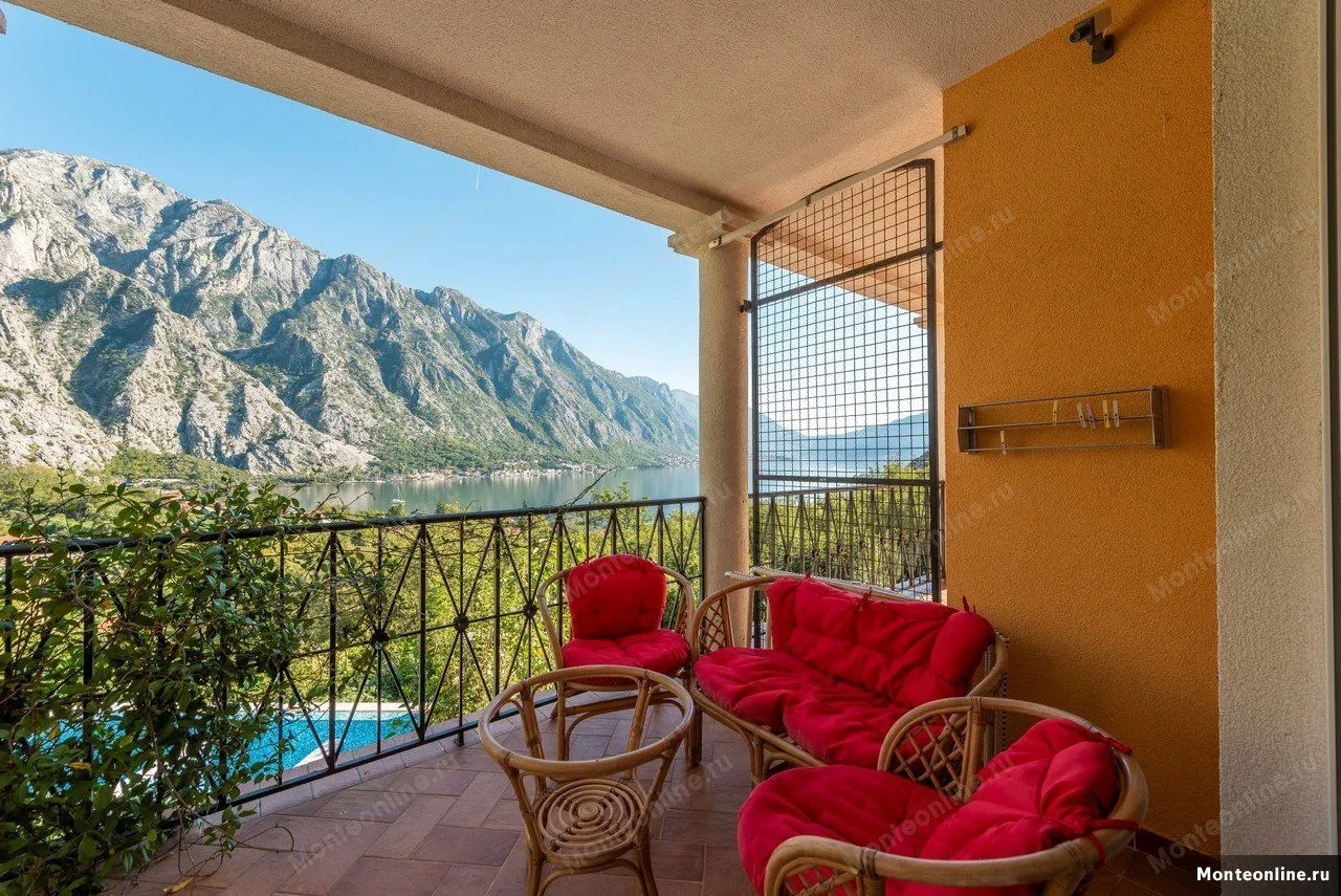 Sale, house, 148m², Kotor, Crna Gora