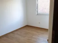 Izdavanje, trosoban stan, 90m², Vezirov Most, Podgorica - image 11