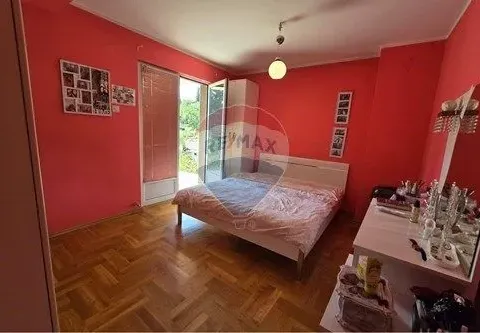 Izdavanje, kuća, 242m², Zagorič, Podgorica - image 17