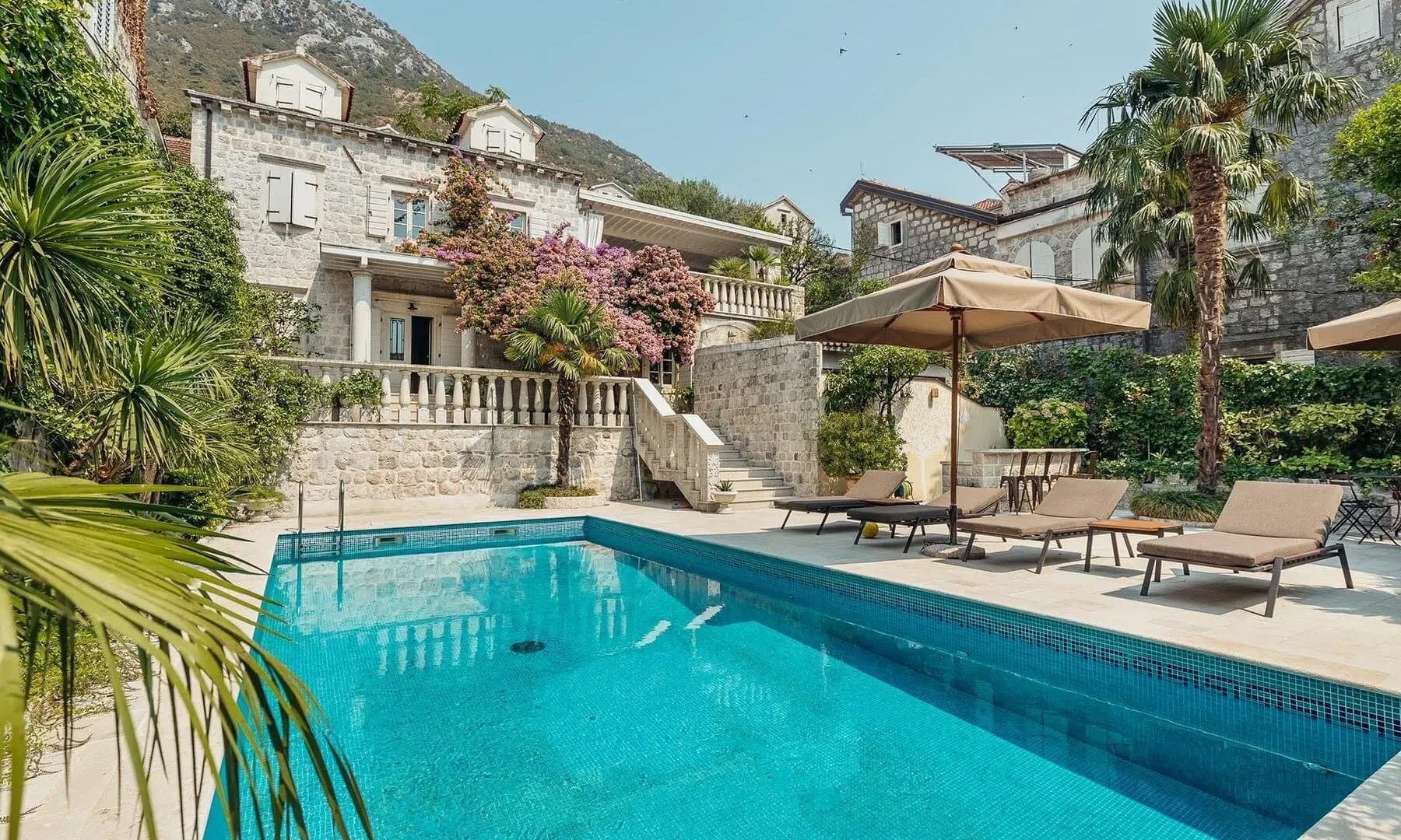 Prodaja, kuća, 273m², Perast, Kotor