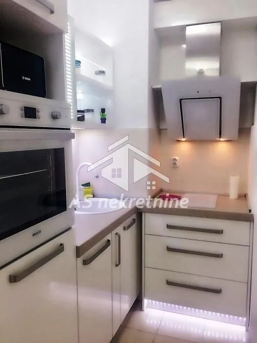 Rent, apartment, 45m², Novi Beograd Blok 67, Novi Beograd Sve Podlokacije