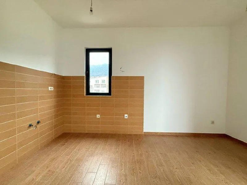 Prodaja, dvosoban stan, 63m², Bečići, Budva
