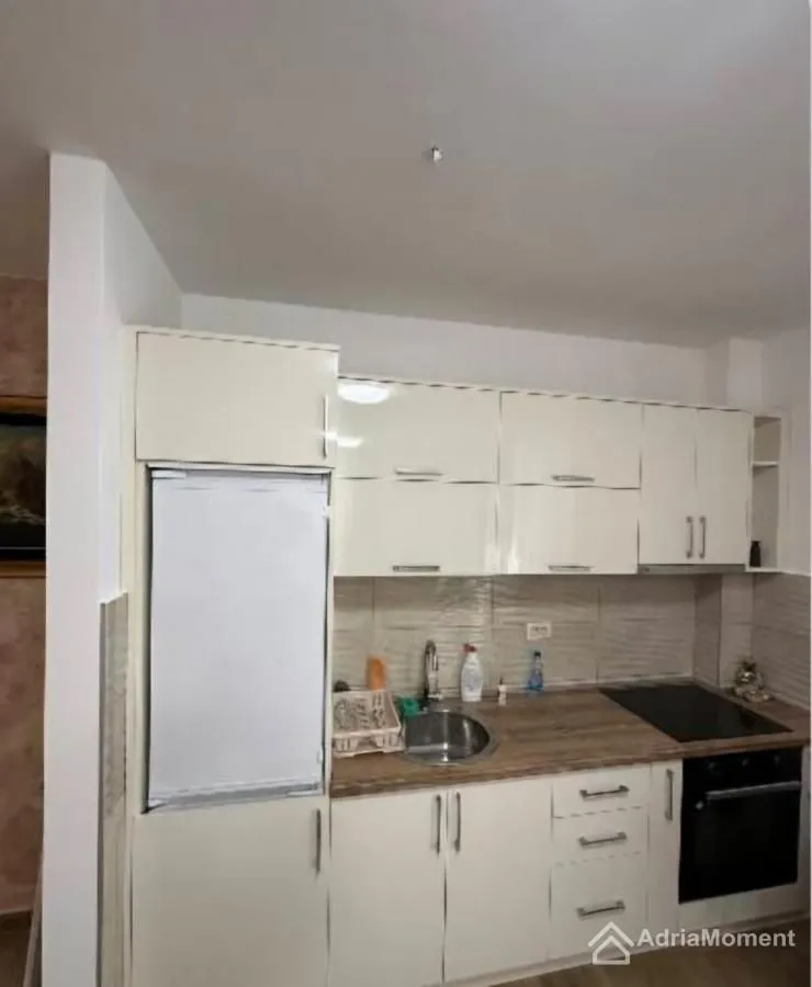 Prodaja, dvosoban stan, 84m², Seljanovo, Tivat