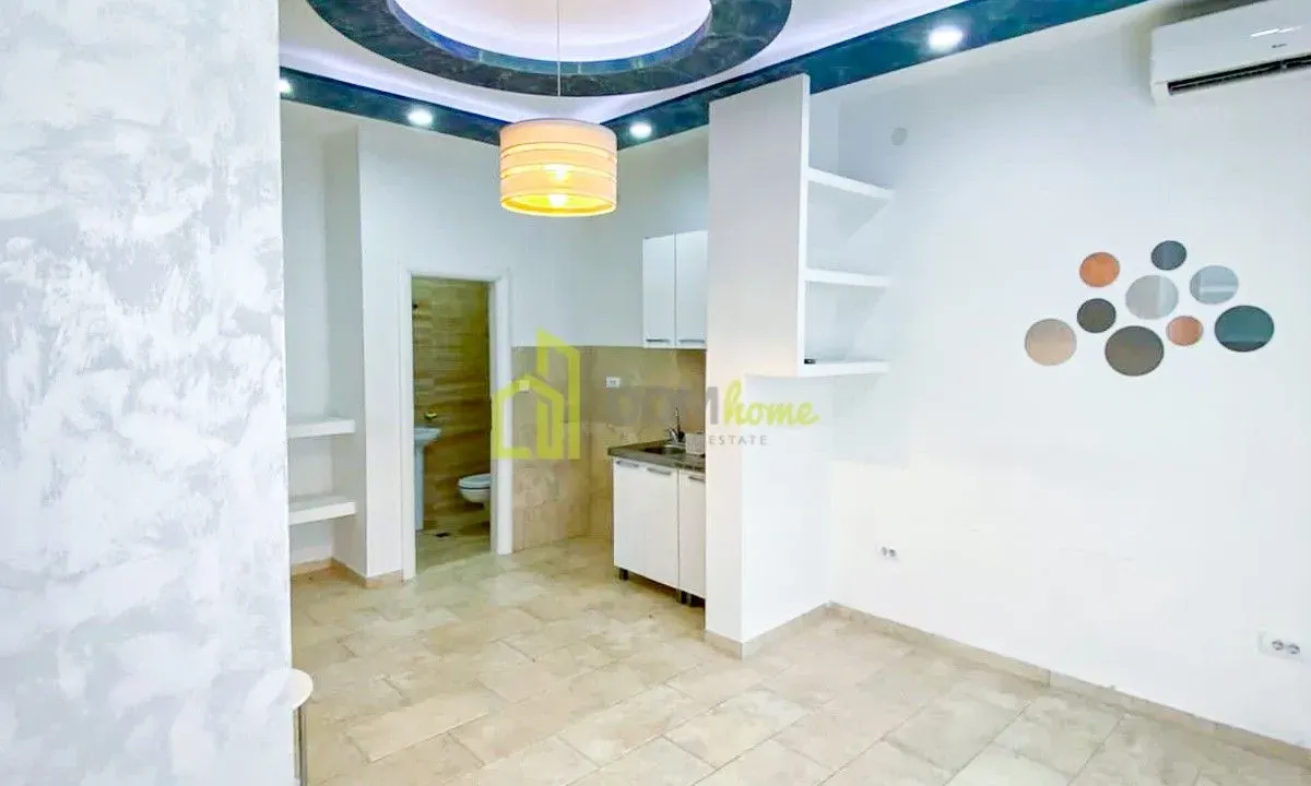 Prodaja, poslovni prostor, 21m², Ljubović, Podgorica