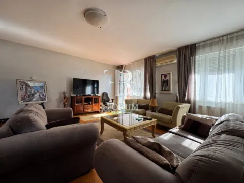 Izdavanje, trosoban stan, 115m², Gorica C, Podgorica - image 5