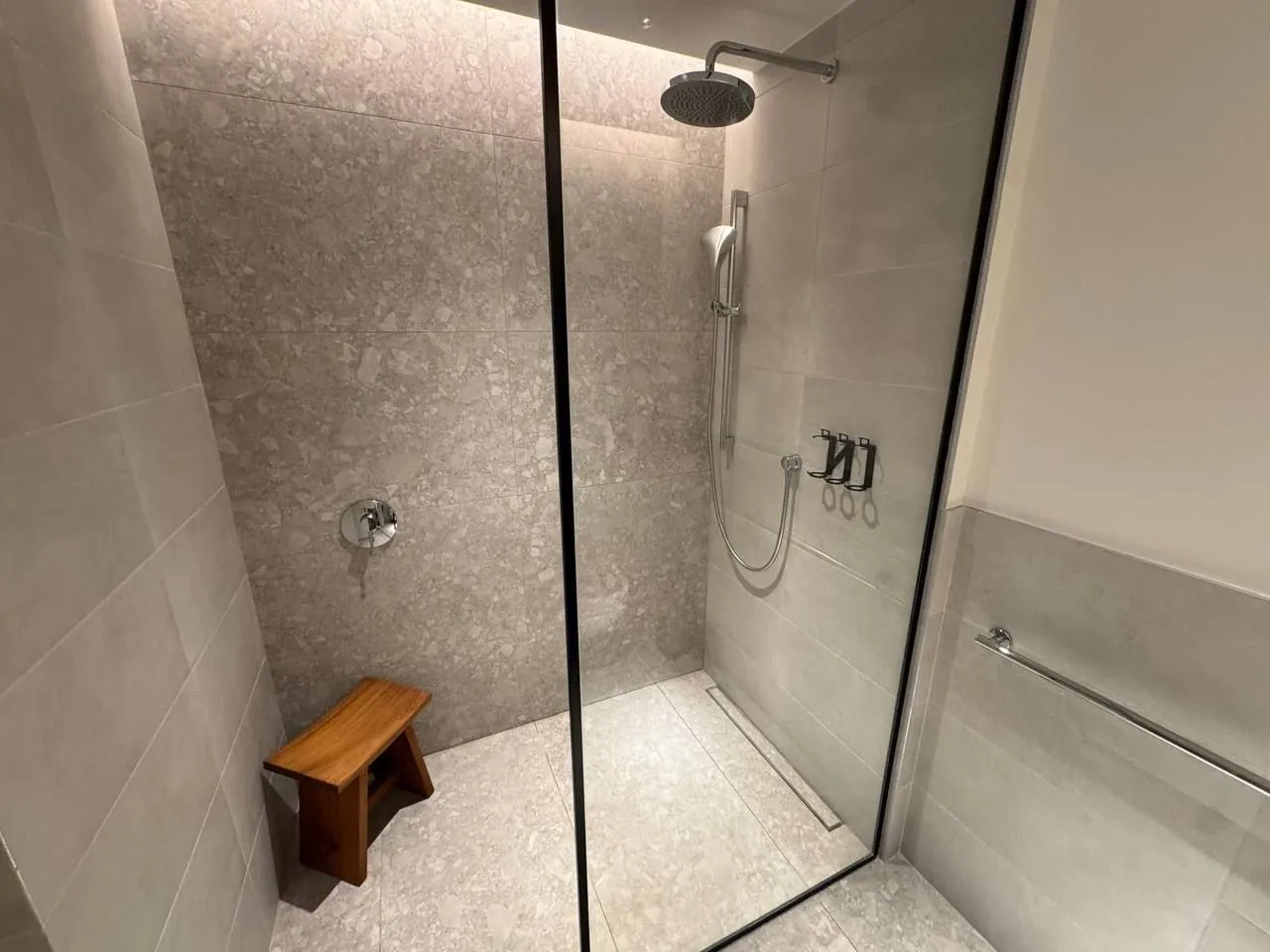 Prodaja, jednosoban stan, 75m², Boka Place, Tivat