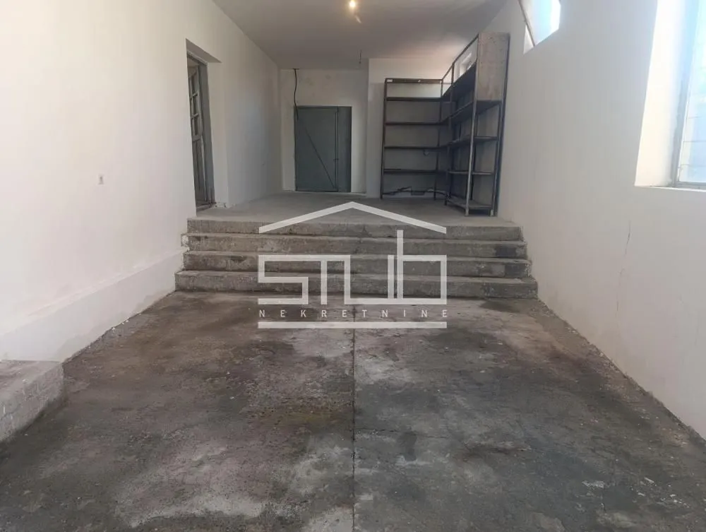 Rent, office space, 160m², Veliki Mokri Lug, Zvezdara Sve Podlokacije