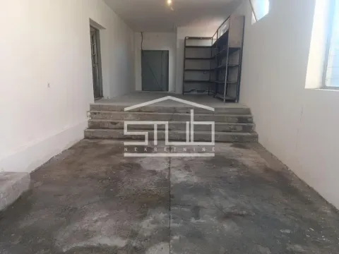 Izdavanje, poslovni prostor, 160m², Veliki Mokri Lug, Zvezdara Sve Podlokacije - image 7