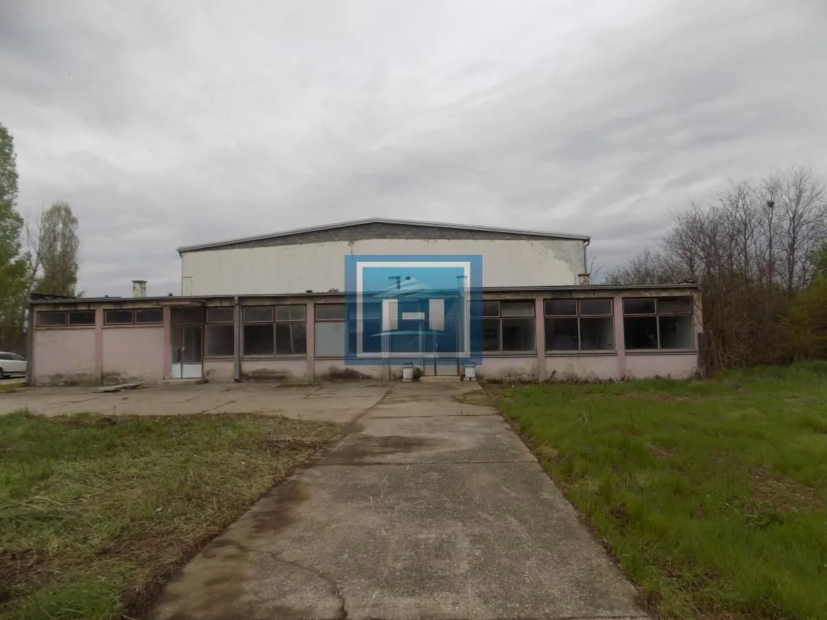 Sale, office space, 1180m², Žabare, Paraćin