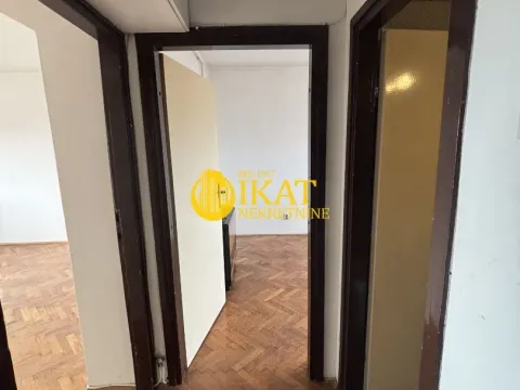 Prodaja, trosoban stan, 65m², Centar, Inđija - image 7