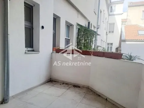 Rent, three bedroom apartment, 106m², Stari Grad, Beograd - image 23