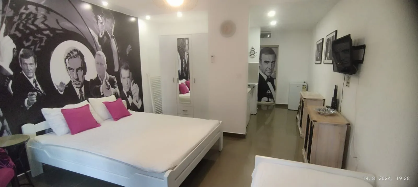 Izdavanje, garsonjera, 30m², Sveti Stefan, Budva