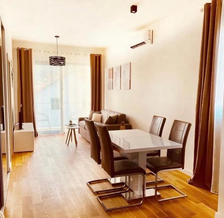 Rent, one bedroom apartment, 47m², Kalimanj, Tivat