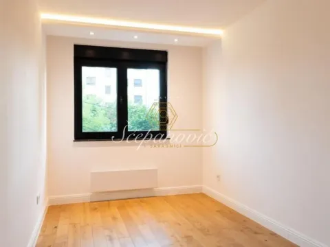 Sale, four bedroom apartment, 96m², Crveni Krst, Beograd - image 4