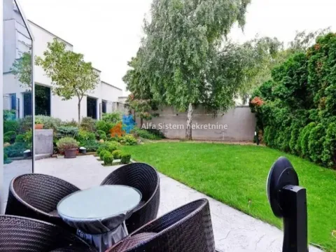 Rent, house, 365m², Uciteljsko Naselje, Zvezdara Sve Podlokacije - image 44