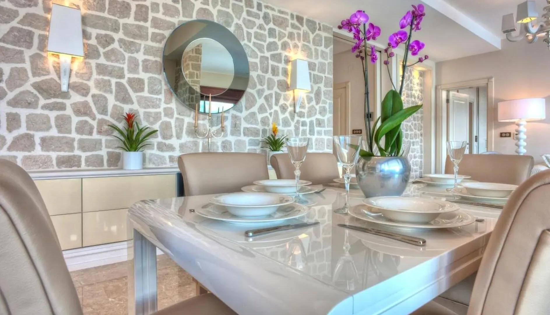 Rent, house, 300m², Krašići, Tivat