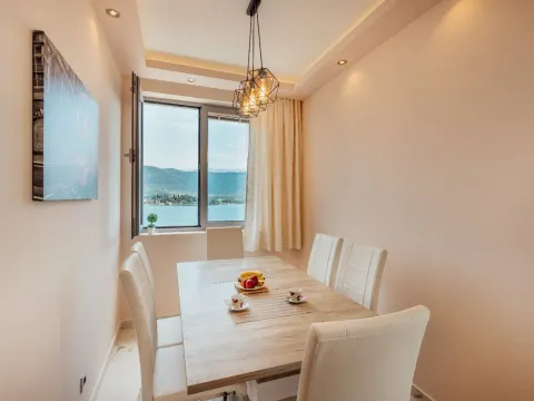 Prodaja, dvosoban stan, 62m², Đuraševići, Tivat - image 2