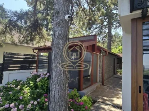 Prodaja, kuća, 402m², Sremska Kamenica, Petrovaradin - image 18