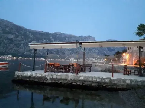 Rent, studio apartment, 24m², Prčanj, Kotor - image 5