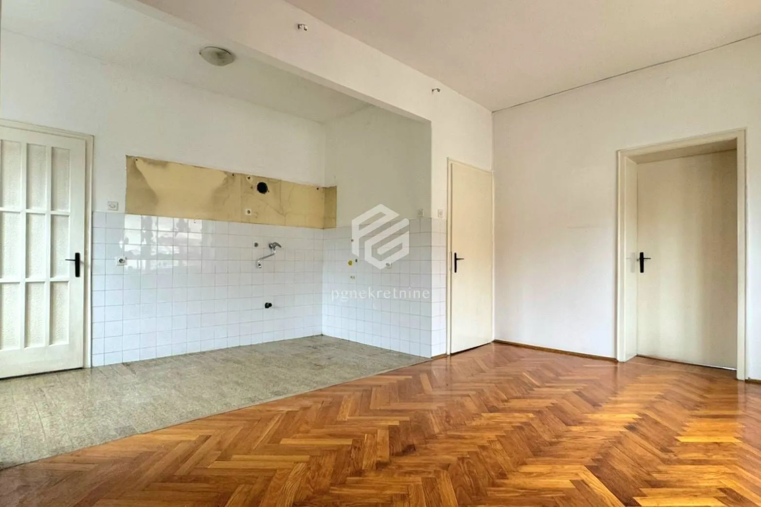 Sale, two bedroom apartment, 86m², Centar, Podgorica