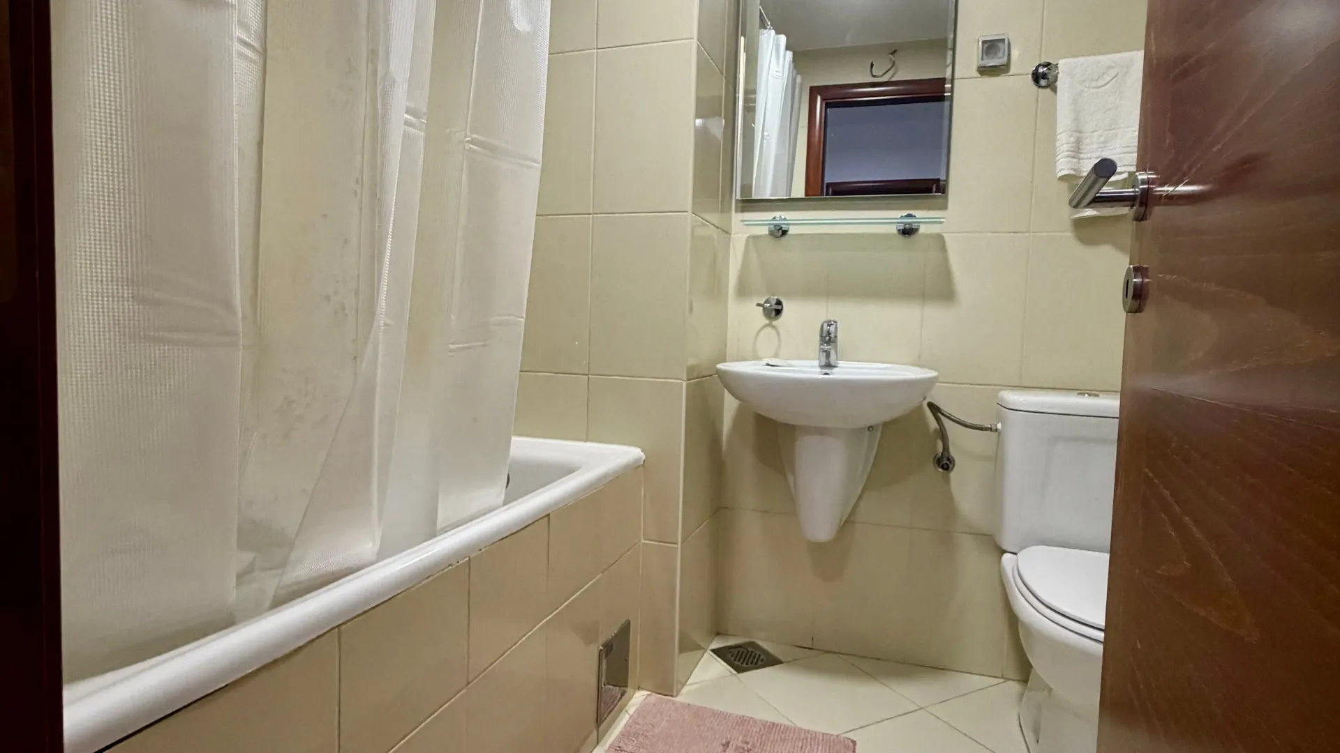 Rent, one bedroom apartment, 52m², Preko Morače, Podgorica
