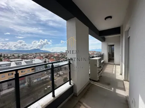 Prodaja, trosoban stan, 104m², Stari Aerodrom, Podgorica - image 8