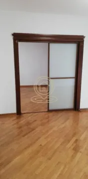 Izdavanje, četvorosoban stan, 130m², Vračar Sve Podlokacije, Beograd - image 8