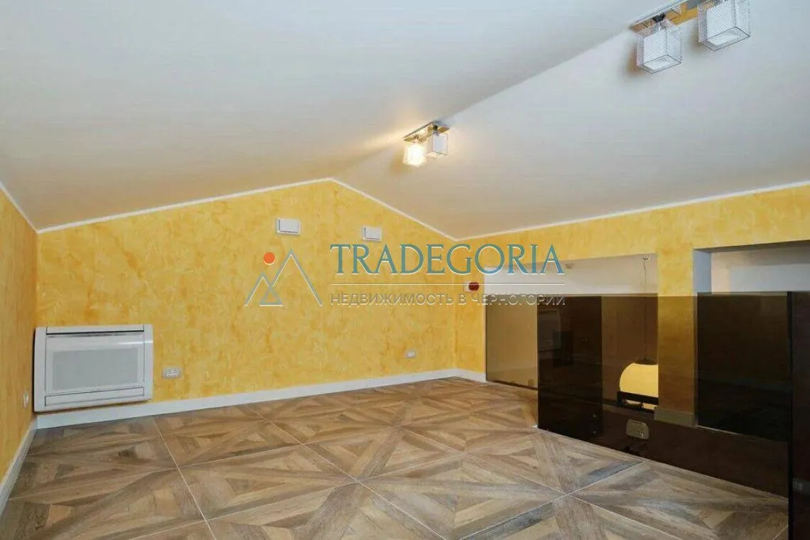 Prodaja, trosoban stan, 350m², Rafailovići, Budva