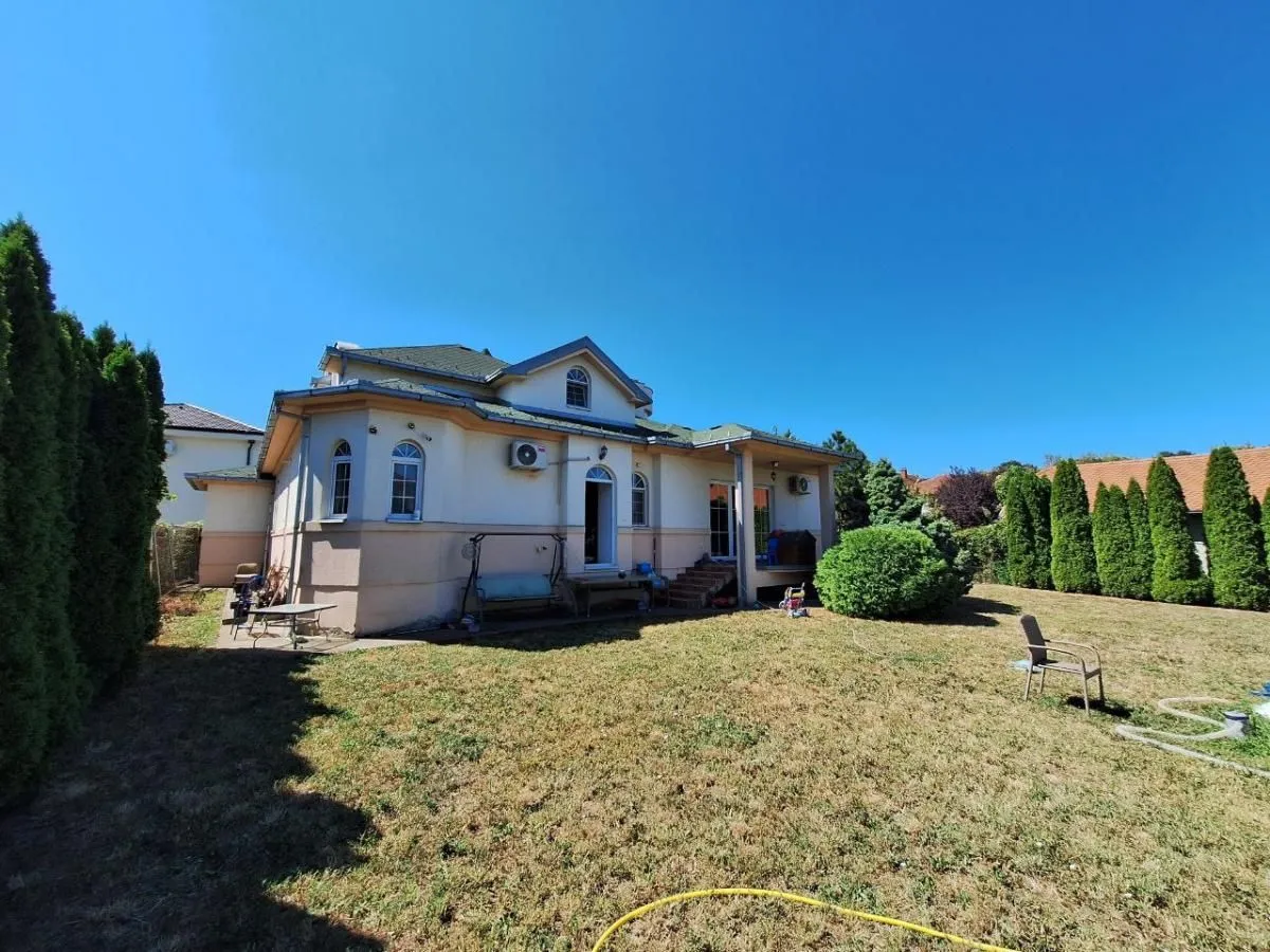 Sale, house, 338m², Tatarsko brdo, Petrovaradin