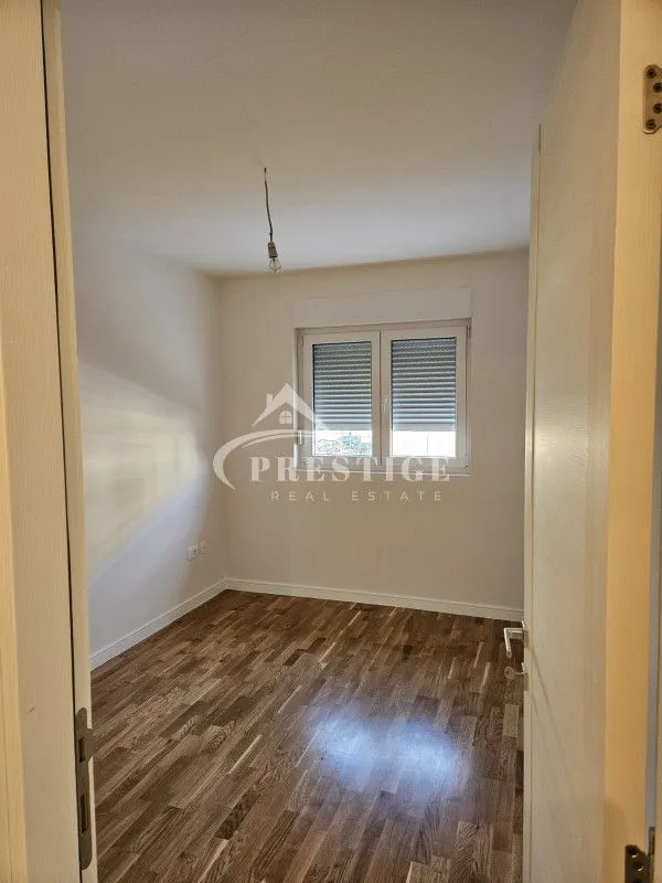 Rent, one bedroom apartment, 40m², Pobrežje, Podgorica