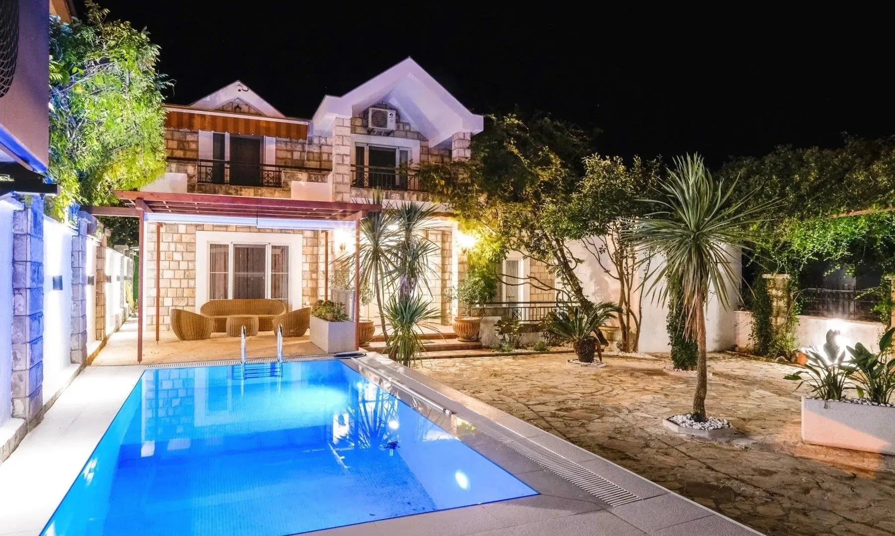 Sale, house, 198m², Dumidran, Tivat