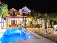 Prodaja, kuća, 198m², Dumidran, Tivat - image 1