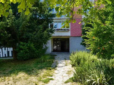 Prodaja, dvosoban stan, 55m², Karaburma, Palilula Sve Podlokacije - image 16
