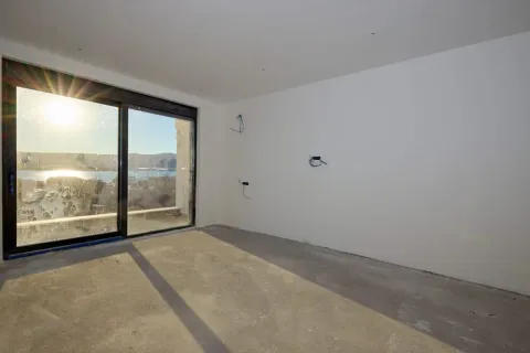 Prodaja, trosoban stan, 93m², Centar, Tivat - image 4