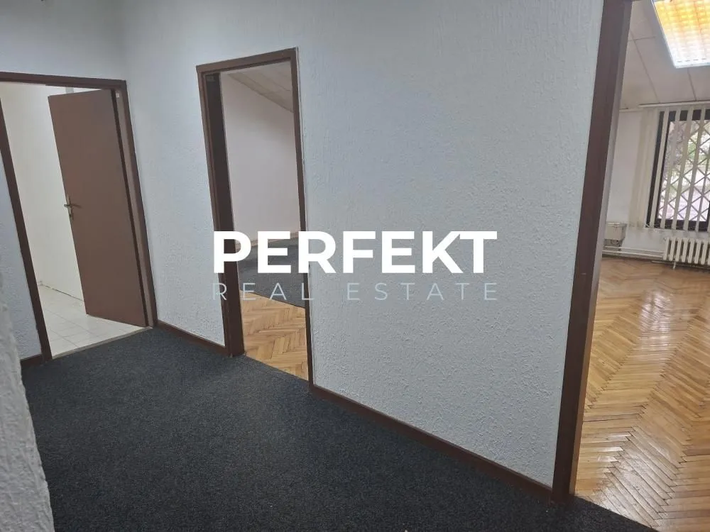 Rent, office space, 188m², Centar, Pančevo