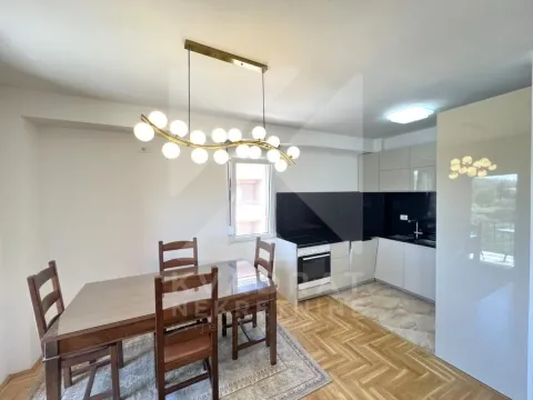 Rent, three bedroom apartment, 92m², 1 maj, Podgorica - image 4