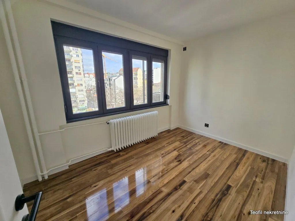 Sale, three bedroom apartment, 75m², Južni Bulevar, Vračar Sve Podlokacije
